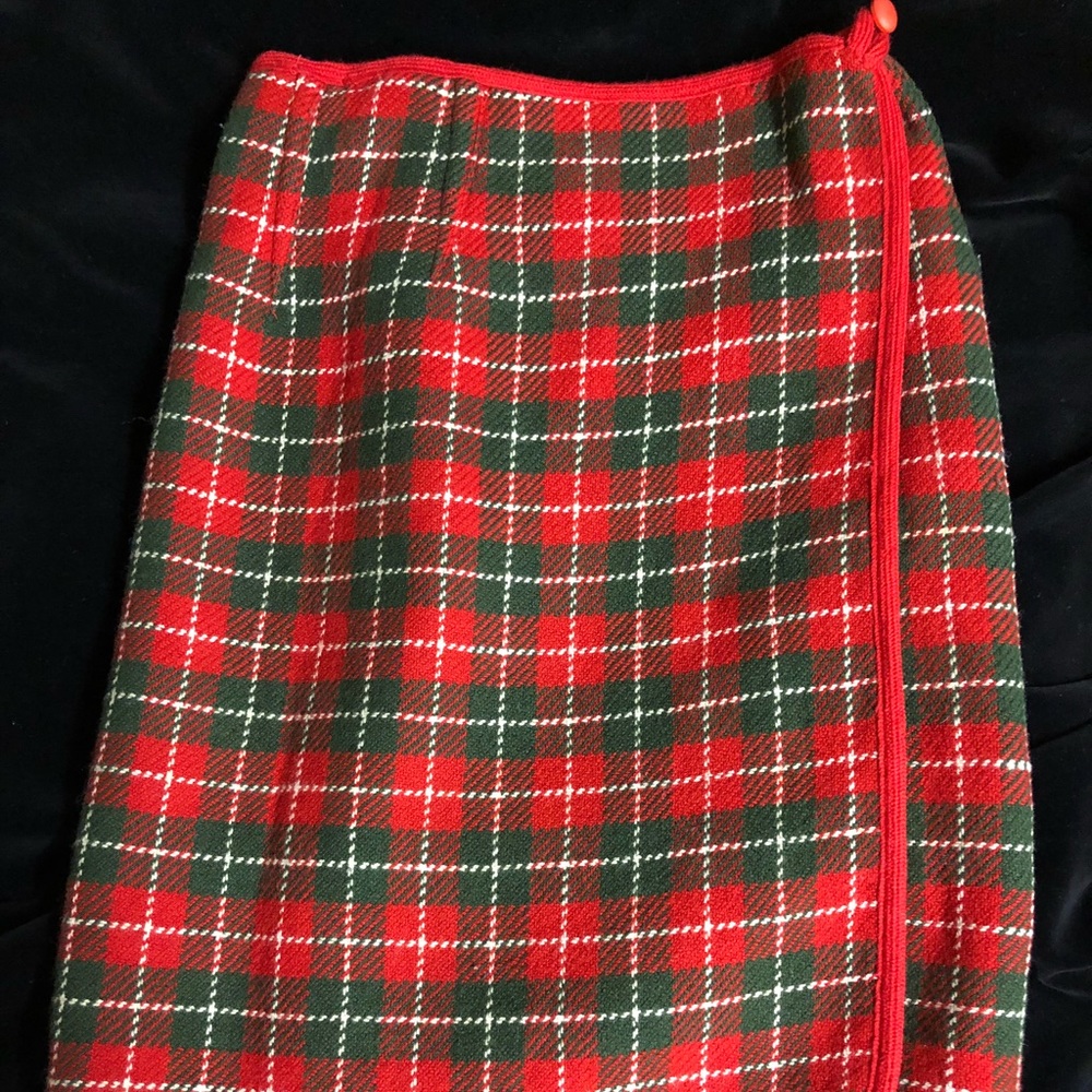 Reversible wool skirt!  30”waist  23” hem length